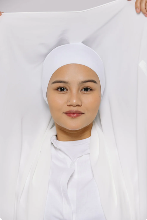 فولار بالمغنطيس – فولار رقم واحد| Magnetic Scarf | White